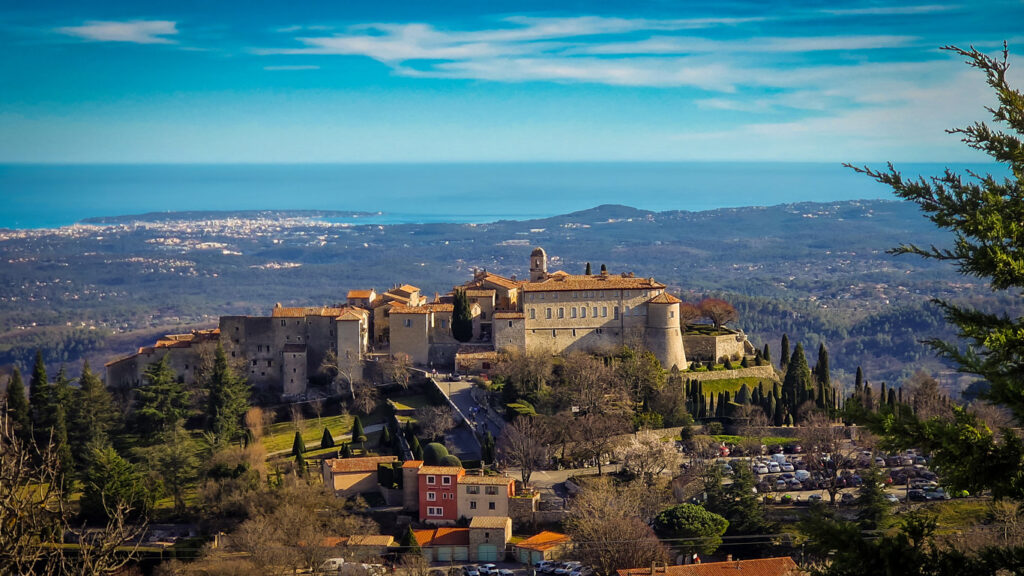 Gourdon. Alpes Maritimes © Fine journeys